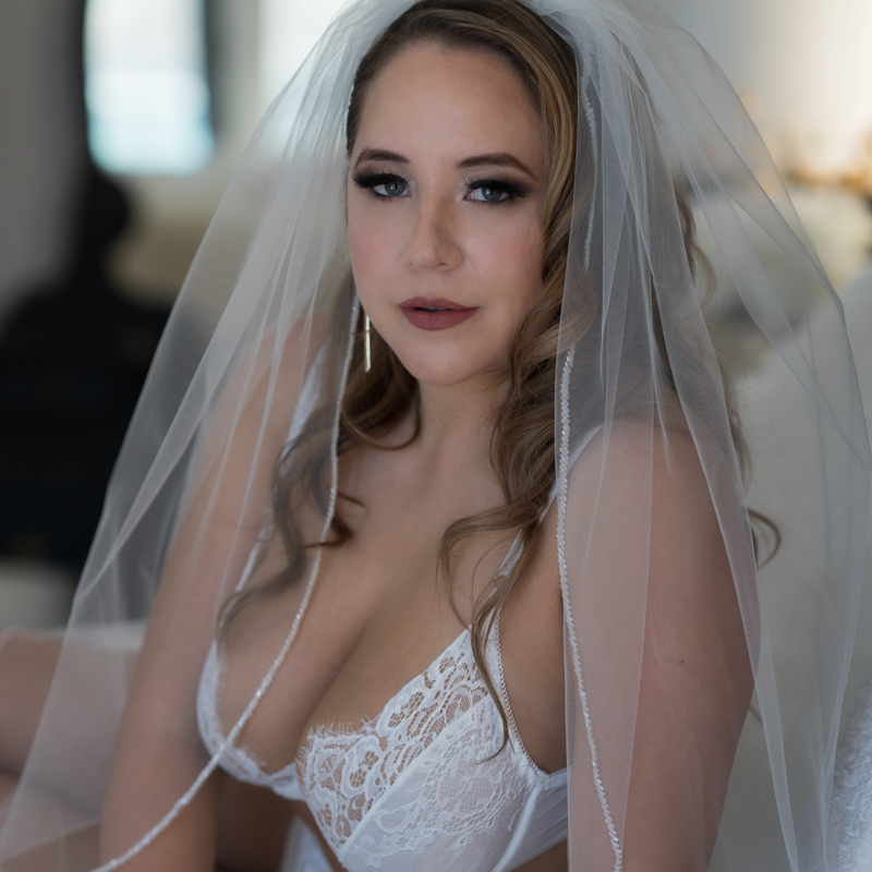 Bridal boudoir shoot